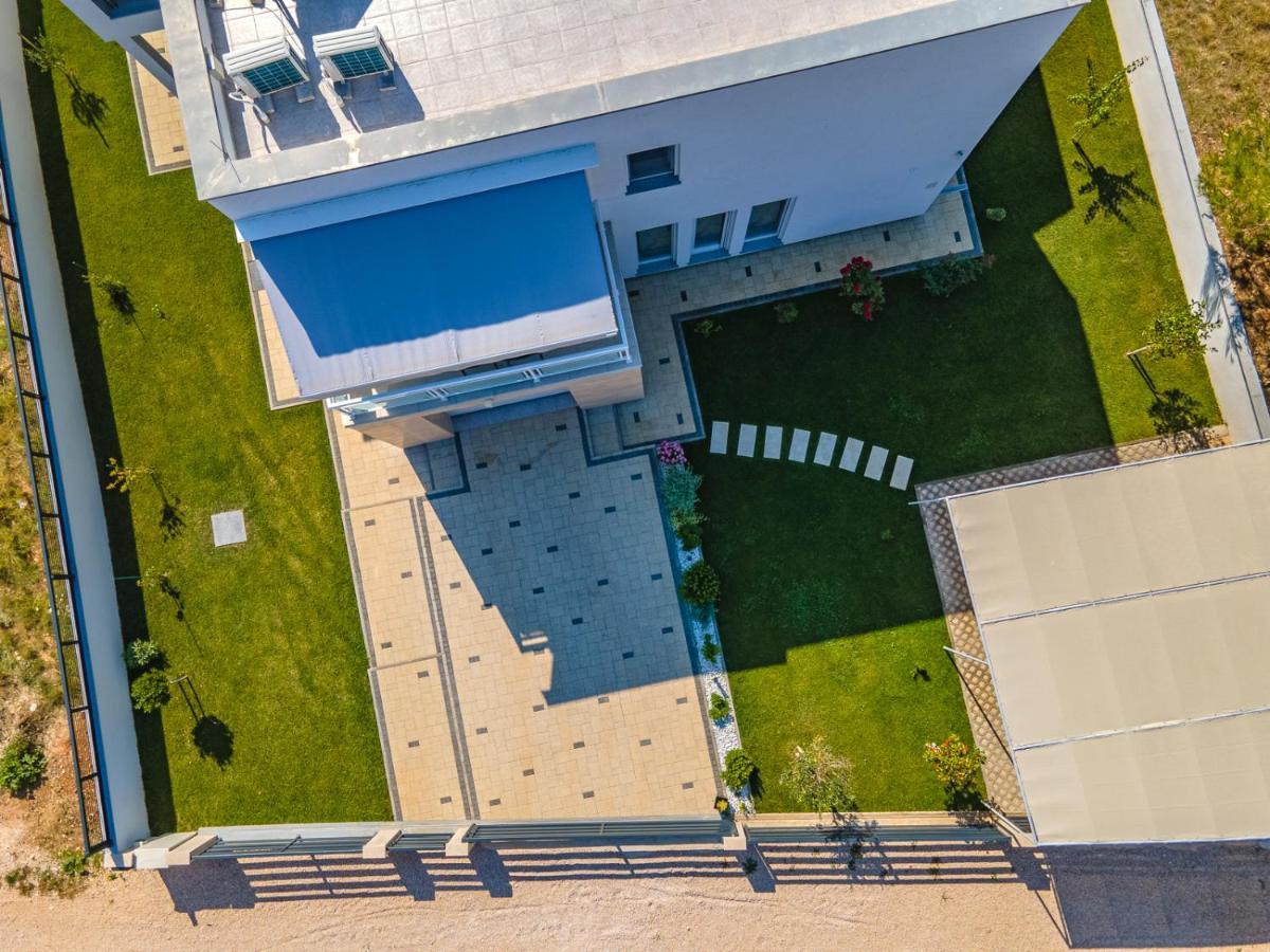 Villa Wiena Vir Exterior photo